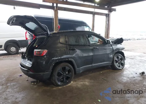 2019 Jeep Compass Altitude 4X4 from USA, damaged, VIN 3C4NJDBB2KT839193